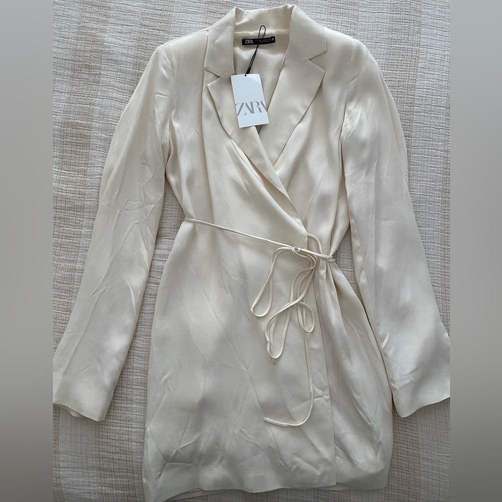 NWT Zara satin effect blazer dress